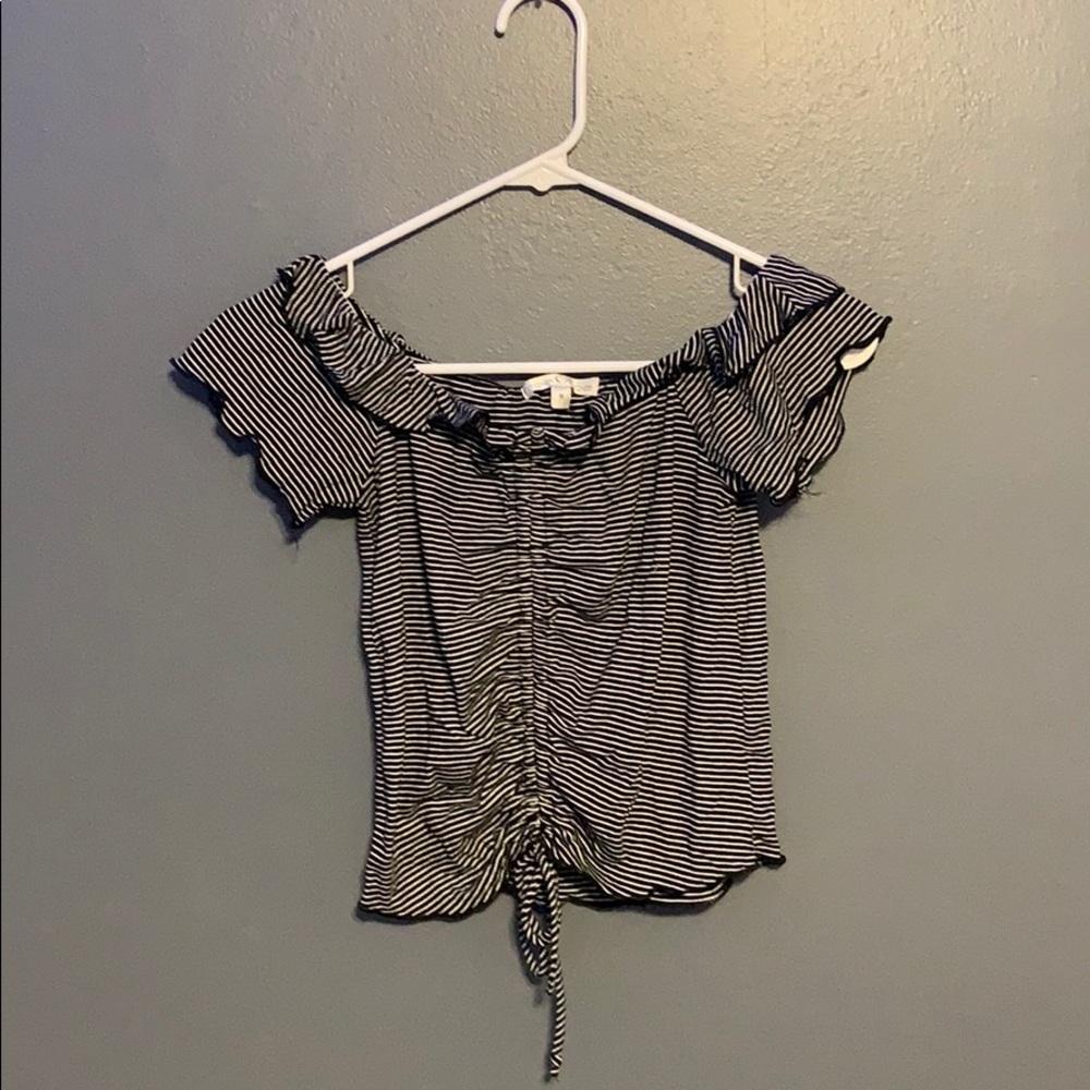 moa moa cropped stripped shirt